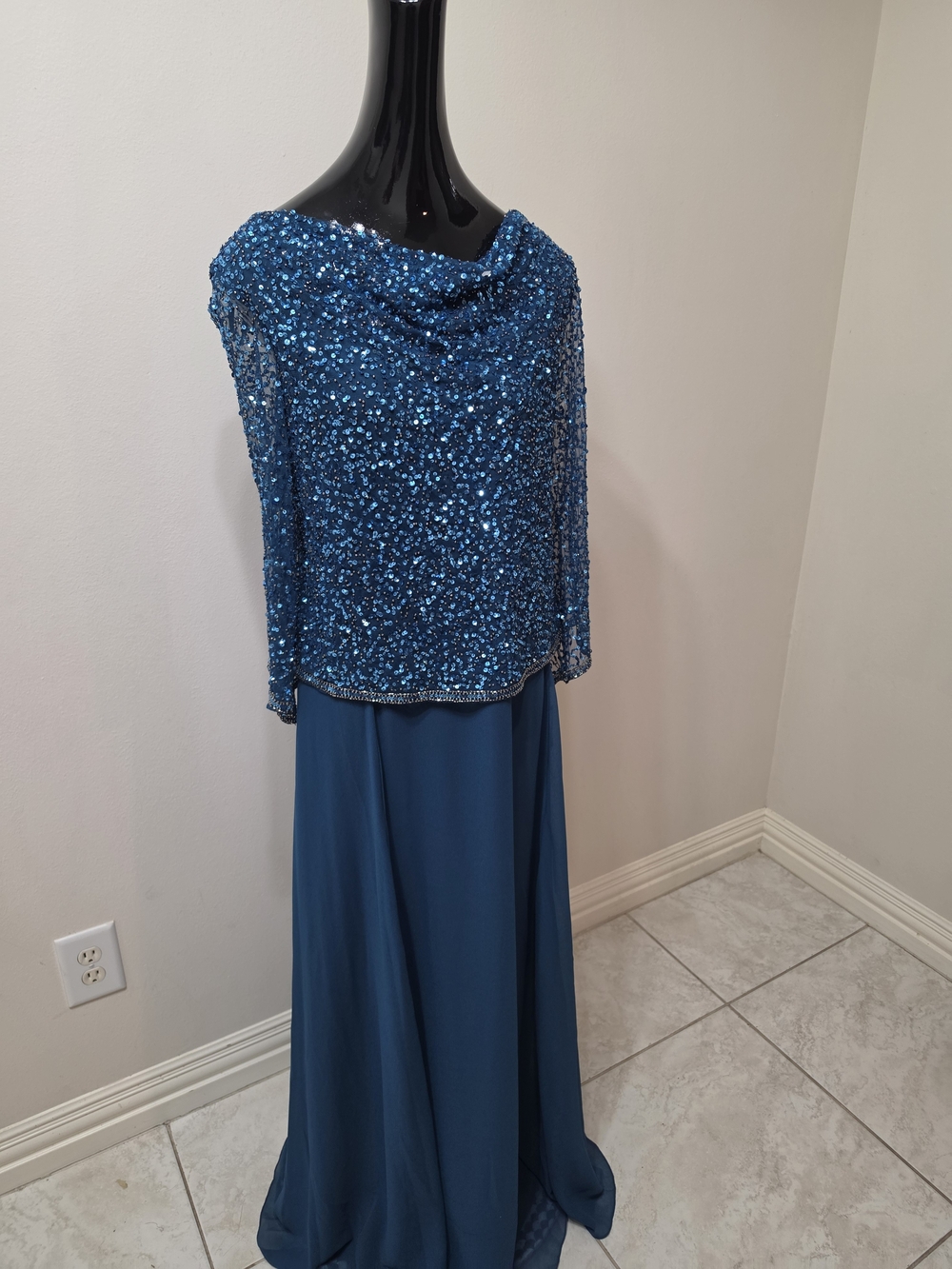 J Kara -Elegant Teal Sequin Evening Dress - Women's Formal Gown